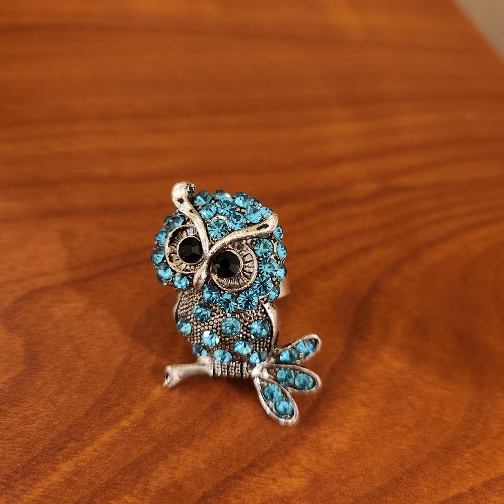 Heavy Enamel Silver and Blue Rhibestone Owl Ring